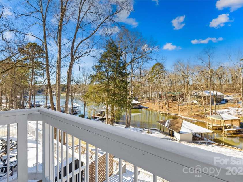 126 Abbey Lane, Mount Gilead, NC 27306.  MLS# CAR4216588, YatesRealty ID 3995. 