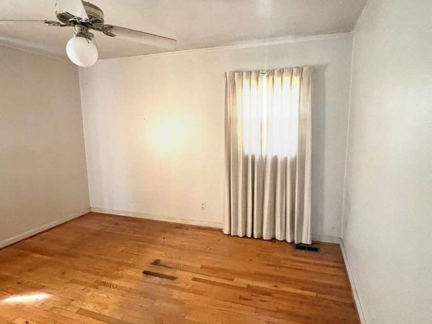 1907 Jennings Street, Charlotte, NC 28216.  MLS# CAR4342400, YatesRealty ID 3995. 