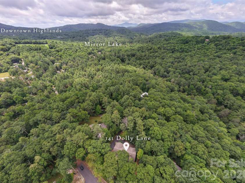 141 Dolly Lane, Highlands, NC 28741.  MLS# CAR4403878, YatesRealty ID 39950. 