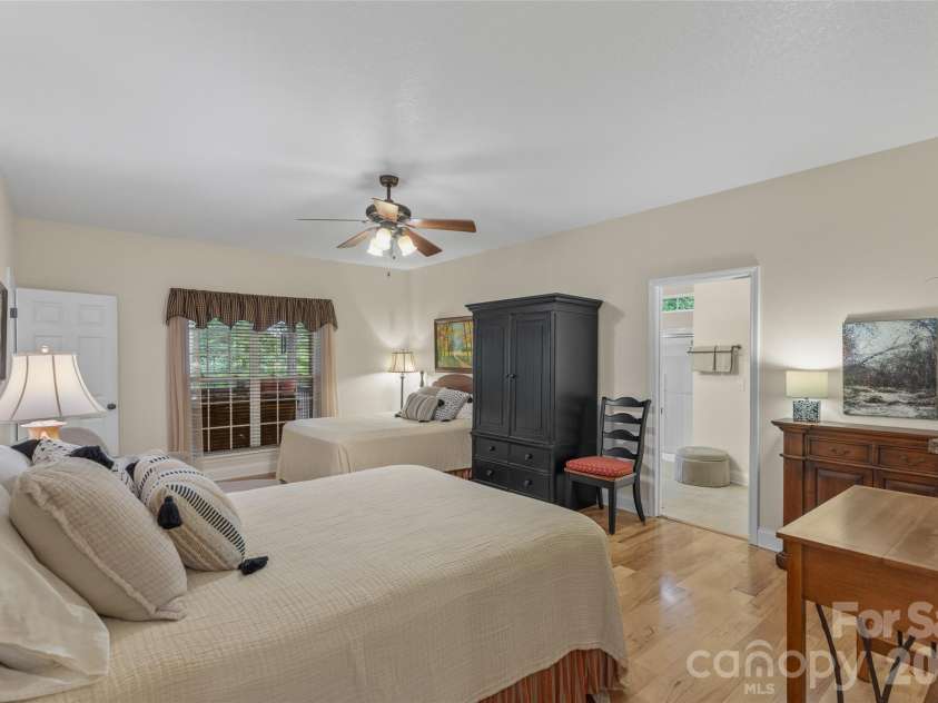 141 Dolly Lane, Highlands, NC 28741.  MLS# CAR4403878, YatesRealty ID 39950. 