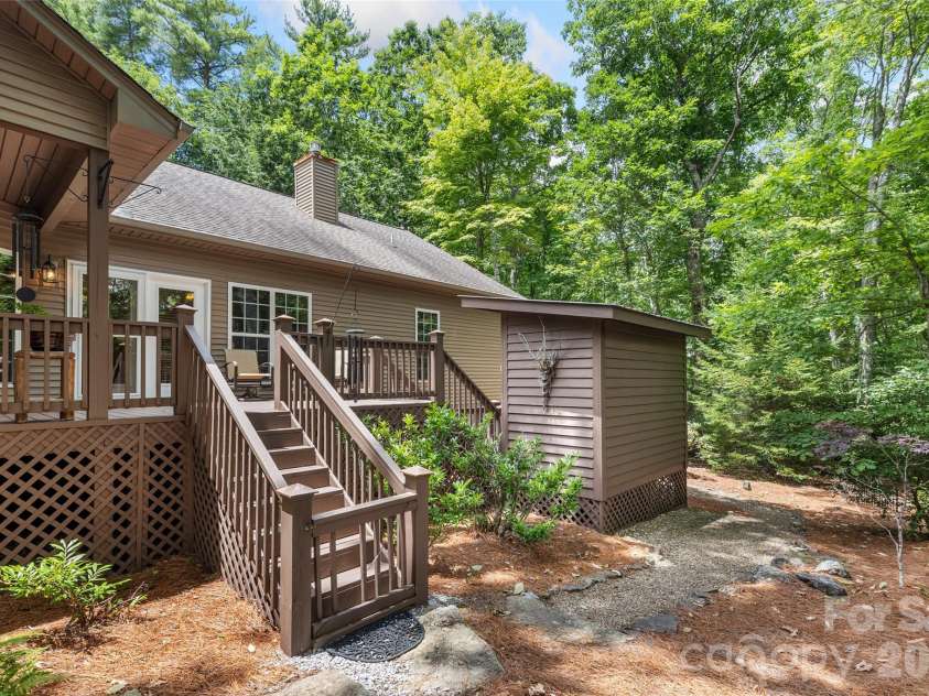 141 Dolly Lane, Highlands, NC 28741.  MLS# CAR4403878, YatesRealty ID 39950. 
