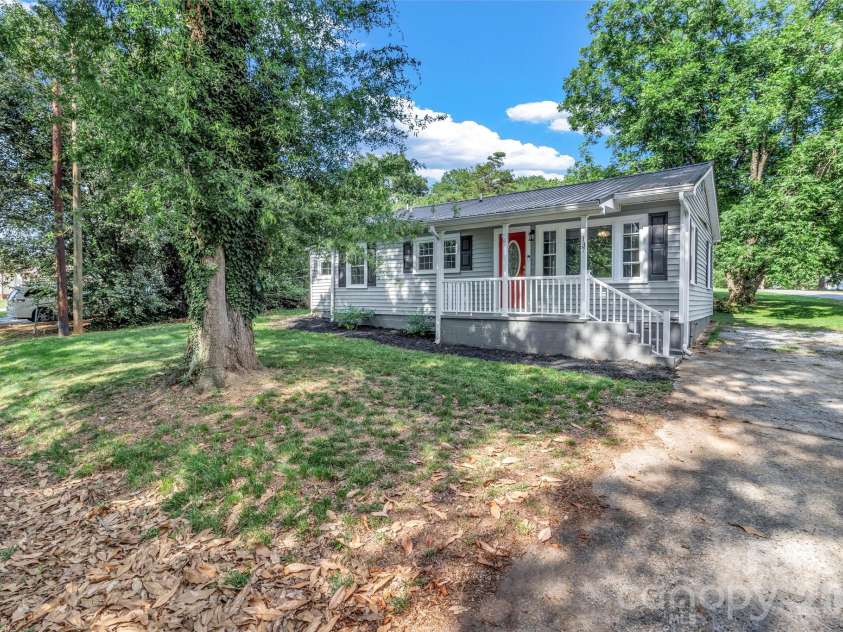 137 J E Morrow Street, Forest City, NC 28043.  MLS# CAR4393580, YatesRealty ID 39955. 