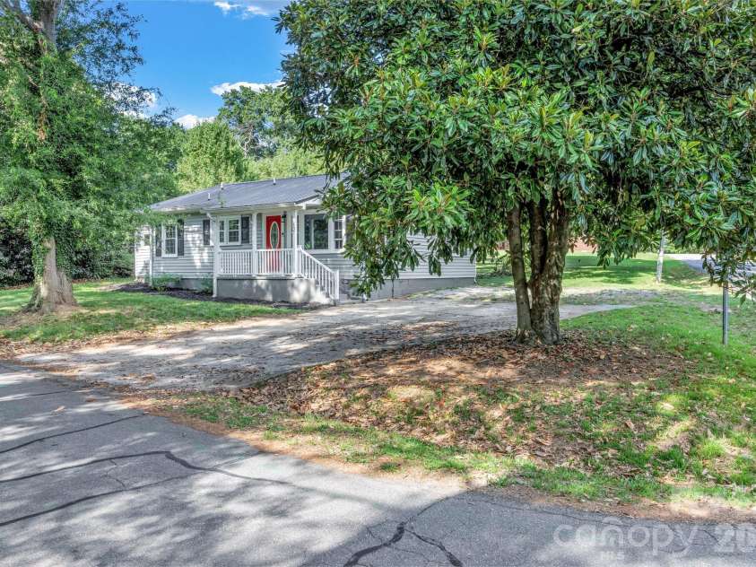 137 J E Morrow Street, Forest City, NC 28043.  MLS# CAR4393580, YatesRealty ID 39955. 