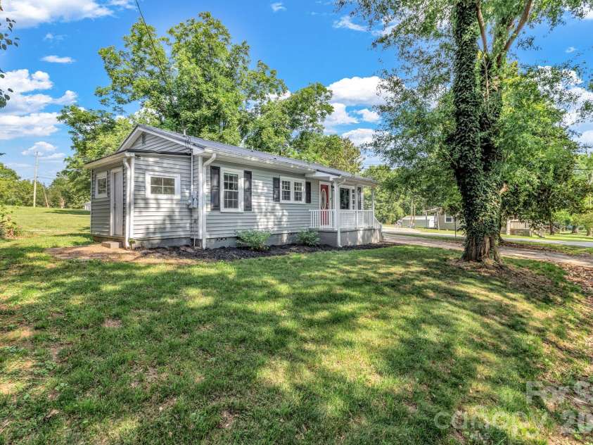 137 J E Morrow Street, Forest City, NC 28043.  MLS# CAR4393580, YatesRealty ID 39955. 