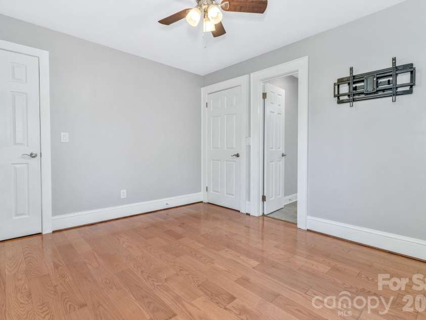 137 J E Morrow Street, Forest City, NC 28043.  MLS# CAR4393580, YatesRealty ID 39955. 