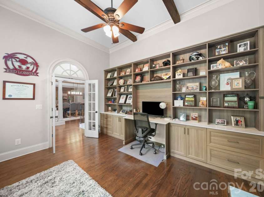 15118 Ballantyne Country Club Drive, Charlotte, NC 28277.  MLS# CAR4400976, YatesRealty ID 39957. Study