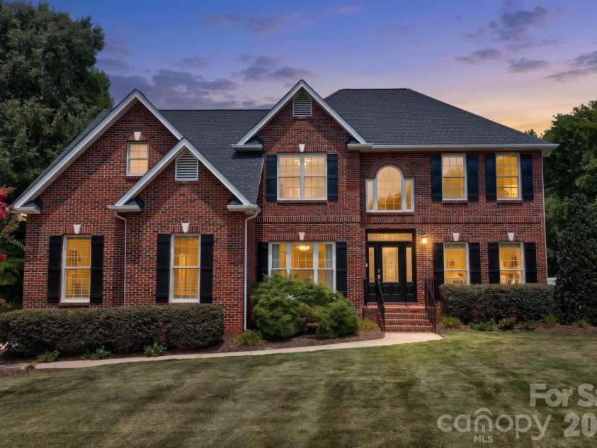 4506 Landmark Drive, Rock Hill, SC 29732.  MLS# CAR4405813, YatesRealty ID 39958. 