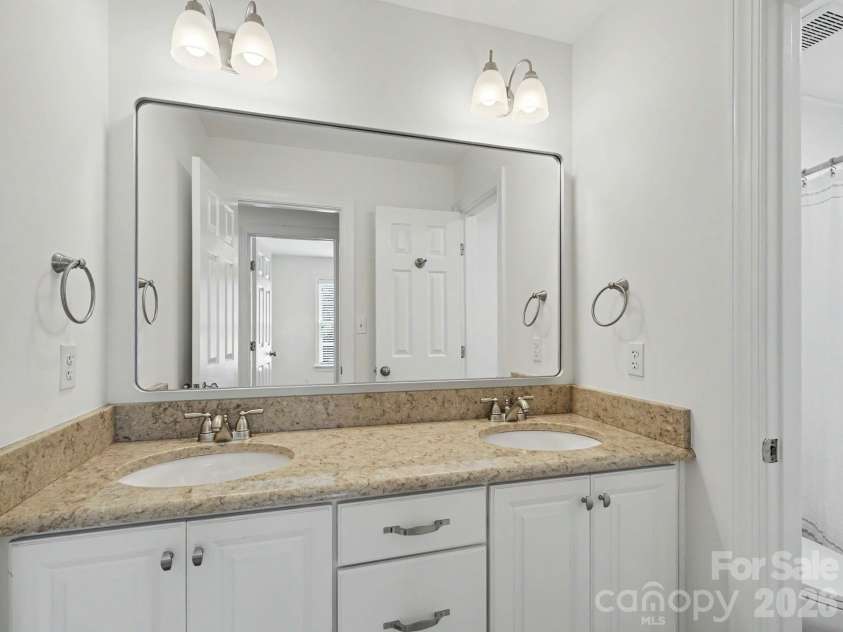 4506 Landmark Drive, Rock Hill, SC 29732.  MLS# CAR4405813, YatesRealty ID 39958. 