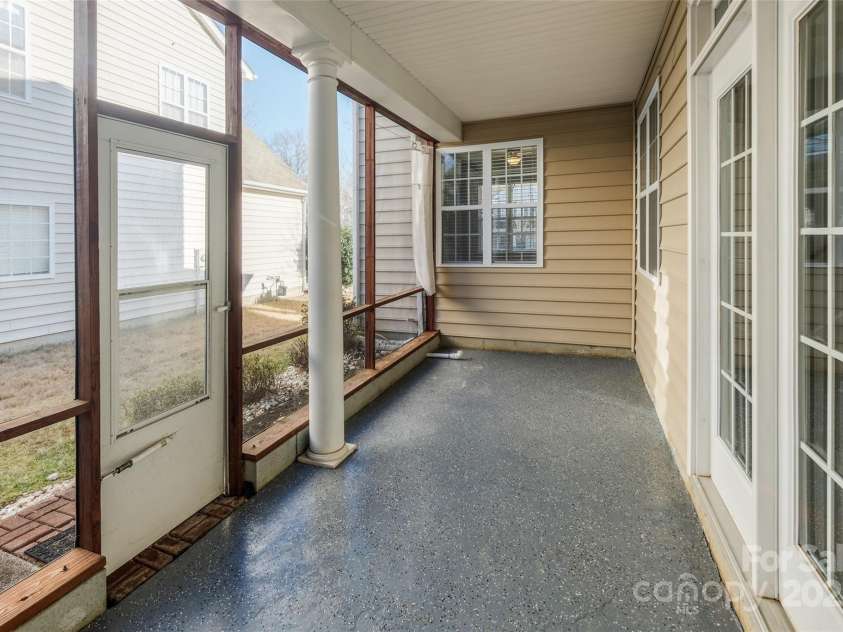 5726 Cactus Valley Road, Charlotte, NC 28277.  MLS# CAR4216456, YatesRealty ID 3996. Lanai