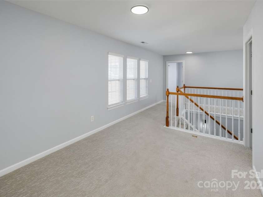 5726 Cactus Valley Road, Charlotte, NC 28277.  MLS# CAR4216456, YatesRealty ID 3996. Loft