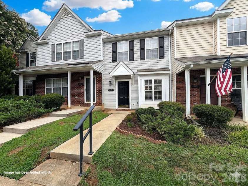 417 Scarlett Lane, Fort Mill, SC 29715.  MLS# CAR4404012, YatesRealty ID 39960. 