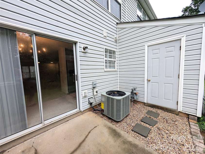 417 Scarlett Lane, Fort Mill, SC 29715.  MLS# CAR4404012, YatesRealty ID 39960. Back Patio