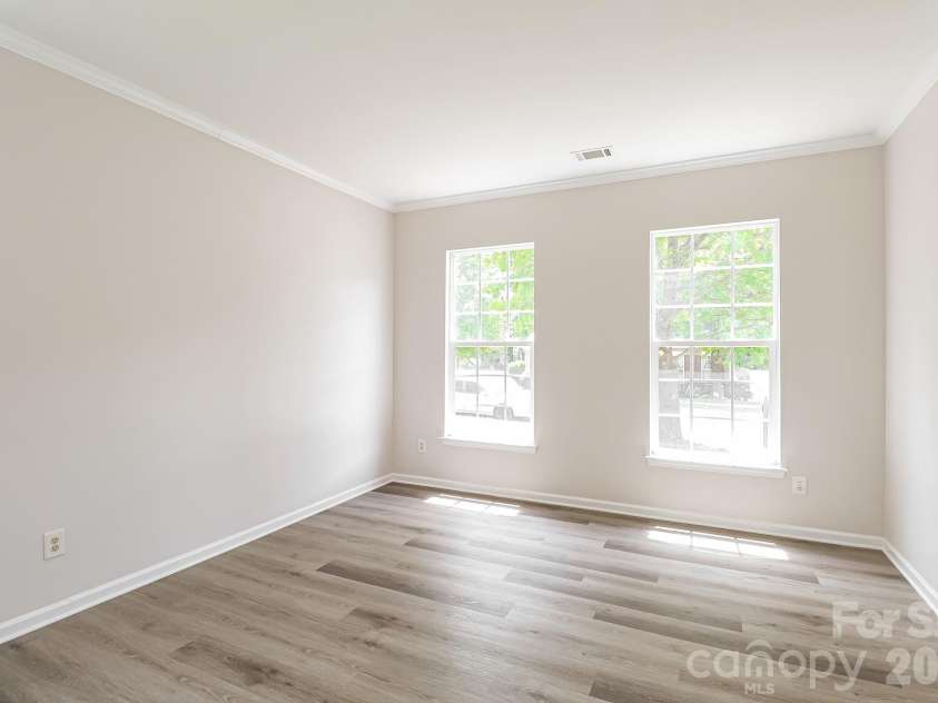9039 Goldfields Drive, Charlotte, NC 28227.  MLS# CAR4397588, YatesRealty ID 39962. 