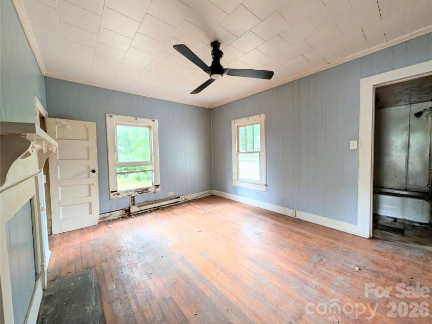 109 Carlton Drive, Cherryville, NC 28021.  MLS# CAR4407803, YatesRealty ID 39963. 