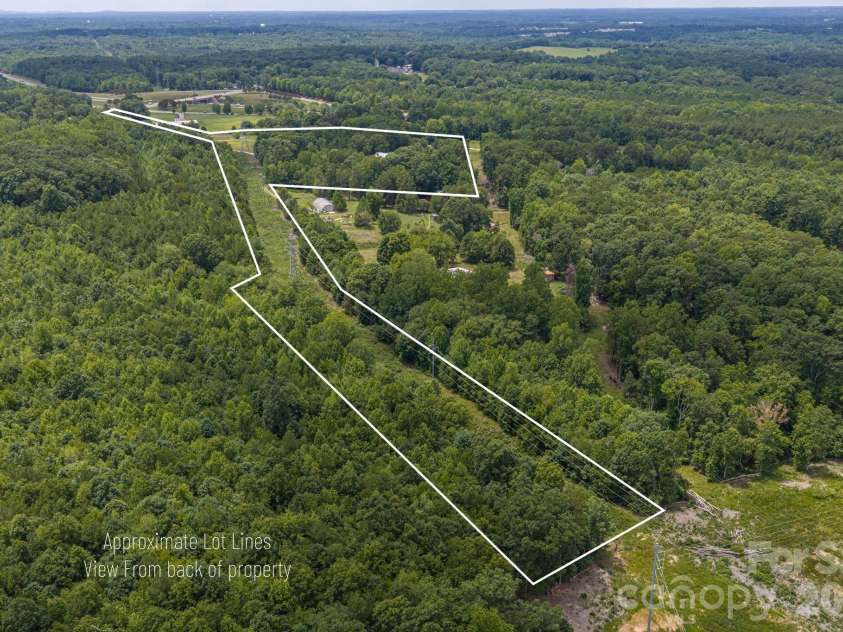 189 Campbell Lane, Lincolnton, NC 28092.  MLS# CAR4407220, YatesRealty ID 39964. Aerial view with lot lines