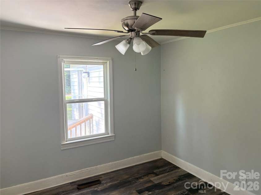 711 Arthur Boulevard, Union, SC 29379.  MLS# CAR4407809, YatesRealty ID 39966. Bedroom
