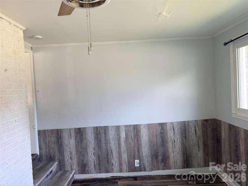 711 Arthur Boulevard, Union, SC 29379.  MLS# CAR4407809, YatesRealty ID 39966. Den