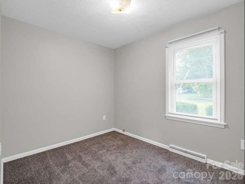119 Scenic View Drive, Swannanoa, NC 28778.  MLS# CAR4402505, YatesRealty ID 39968. 