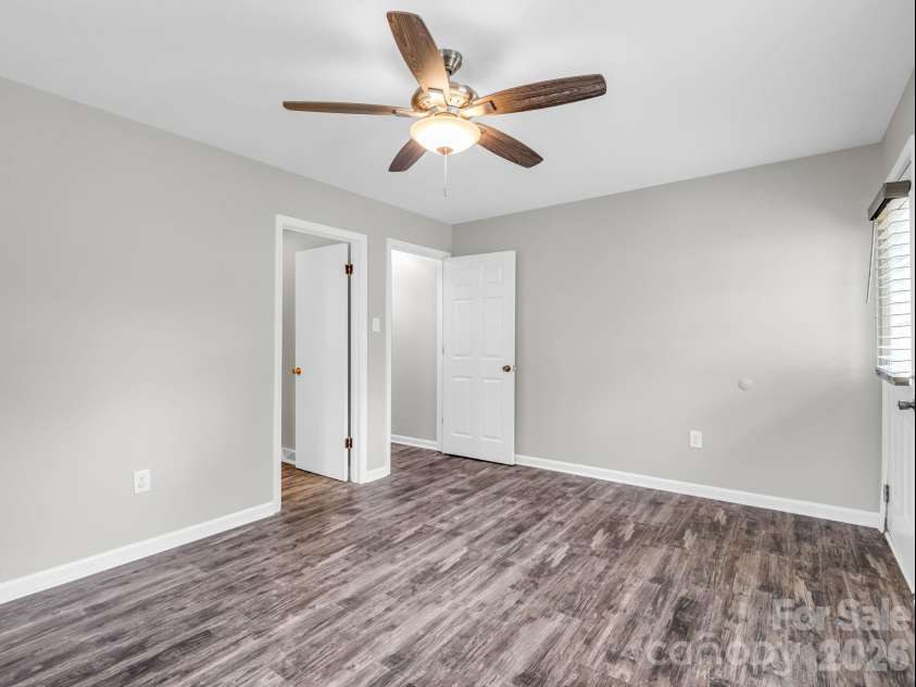119 Scenic View Drive, Swannanoa, NC 28778.  MLS# CAR4402505, YatesRealty ID 39968. 