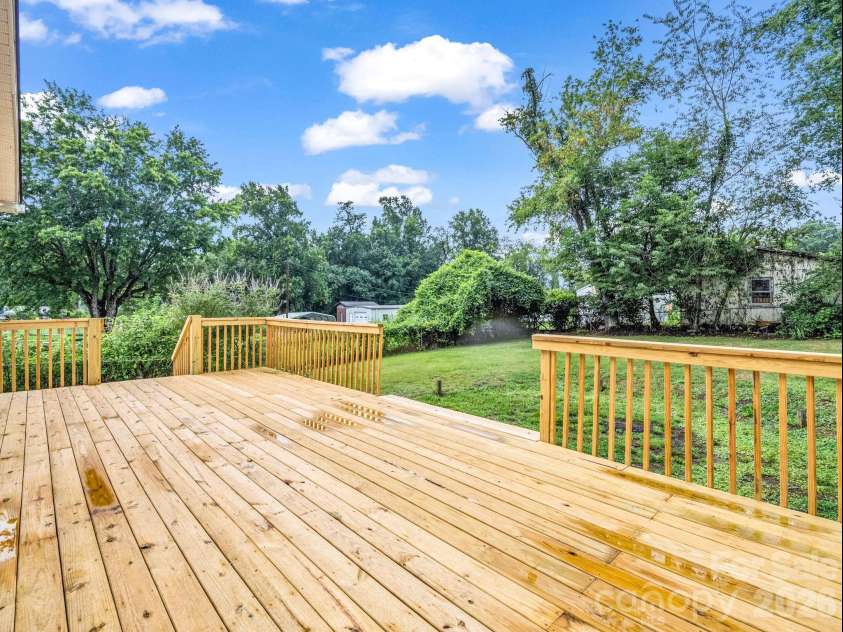 119 Scenic View Drive, Swannanoa, NC 28778.  MLS# CAR4402505, YatesRealty ID 39968. 