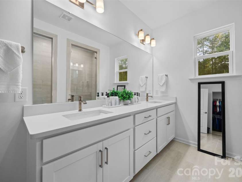 1184 Lost Cove Road, Indian Land, SC 29707.  MLS# CAR4406787, YatesRealty ID 39969. Primary Bath