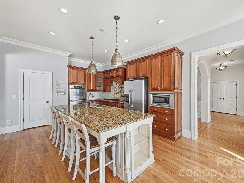 4526 Island Waters Drive, Denver, NC 28037.  MLS# CAR4341162, YatesRealty ID 3997. Kitchen