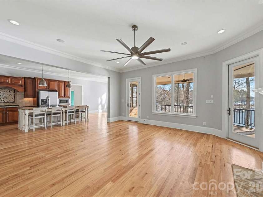 4526 Island Waters Drive, Denver, NC 28037.  MLS# CAR4341162, YatesRealty ID 3997. Living room into kitchen & breakfast nook