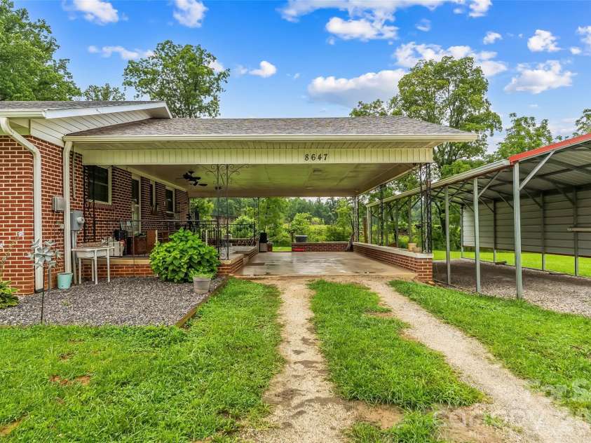 8647 US 221 Highway, Marion, NC 28752.  MLS# CAR4407828, YatesRealty ID 39972. 
