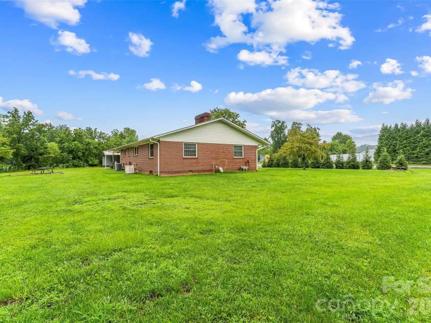 8647 US 221 Highway, Marion, NC 28752.  MLS# CAR4407828, YatesRealty ID 39972. 