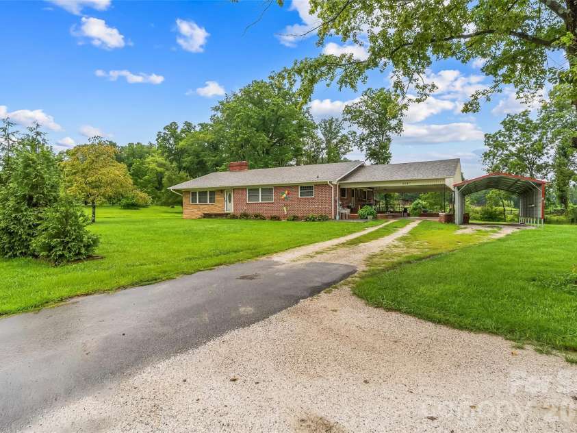 8647 US 221 Highway, Marion, NC 28752.  MLS# CAR4407828, YatesRealty ID 39972. 