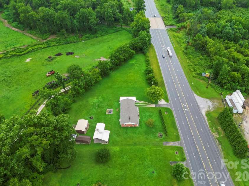 8647 US 221 Highway, Marion, NC 28752.  MLS# CAR4407828, YatesRealty ID 39972. 