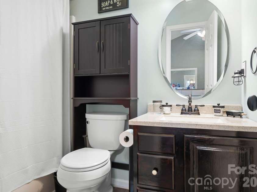 138 Valley Glen Drive, Troutman, NC 28166.  MLS# CAR4406093, YatesRealty ID 39973. 