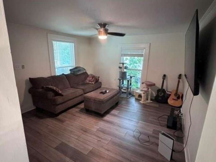 512 Gray Street, Gastonia, NC 28052.  MLS# CAR4407836, YatesRealty ID 39974. 