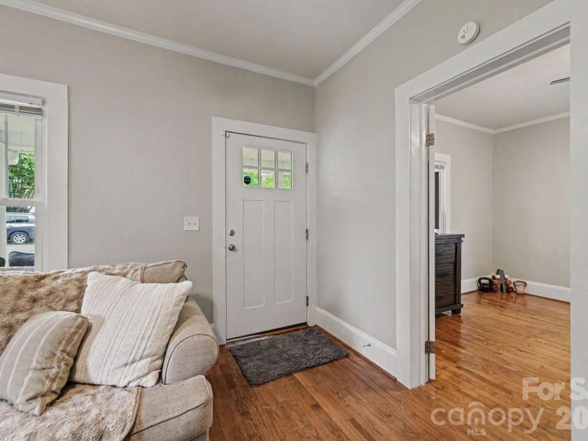 1000 Craven Avenue, Kannapolis, NC 28083.  MLS# CAR4407835, YatesRealty ID 39975. 