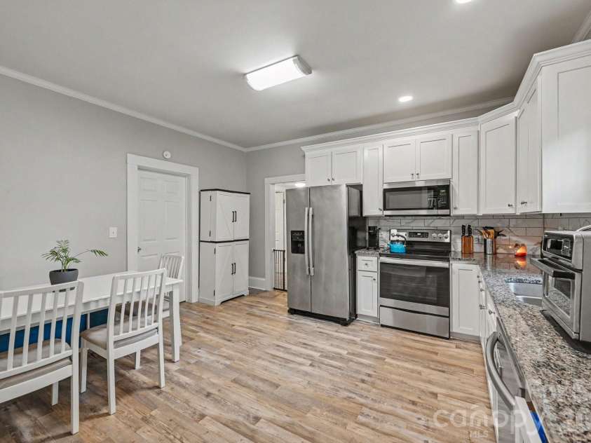 1000 Craven Avenue, Kannapolis, NC 28083.  MLS# CAR4407835, YatesRealty ID 39975. 