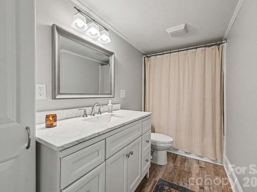 1000 Craven Avenue, Kannapolis, NC 28083.  MLS# CAR4407835, YatesRealty ID 39975. 