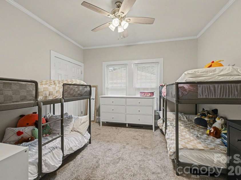 1000 Craven Avenue, Kannapolis, NC 28083.  MLS# CAR4407835, YatesRealty ID 39975. 
