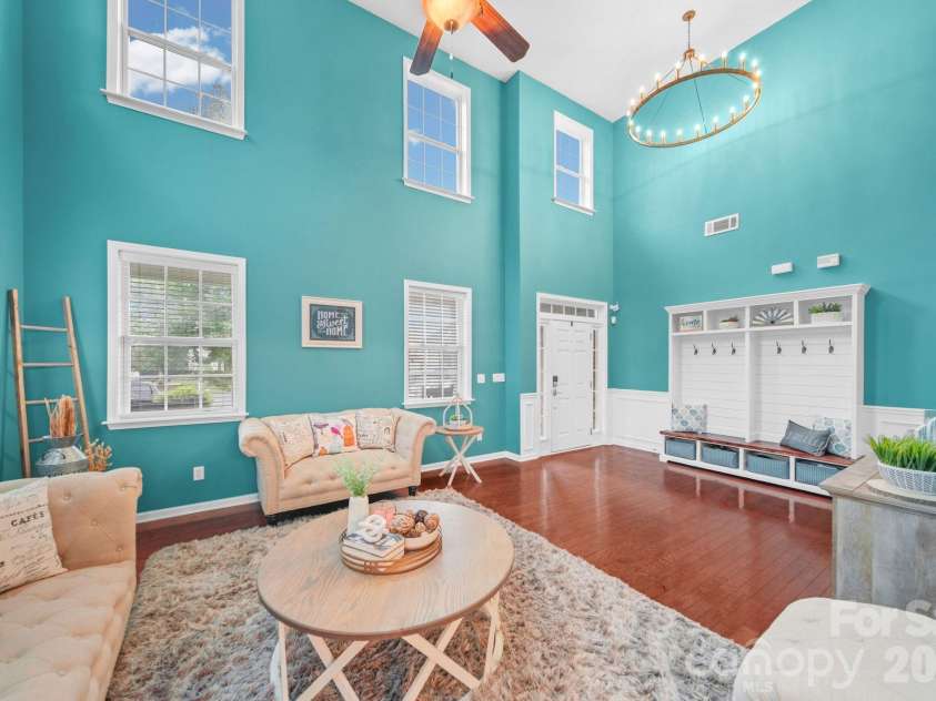 10906 Trout Creek Place, Davidson, NC 28036.  MLS# CAR4407543, YatesRealty ID 39976. Living Room