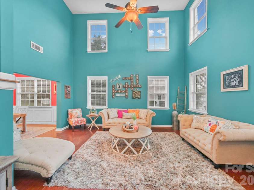 10906 Trout Creek Place, Davidson, NC 28036.  MLS# CAR4407543, YatesRealty ID 39976. Living Room