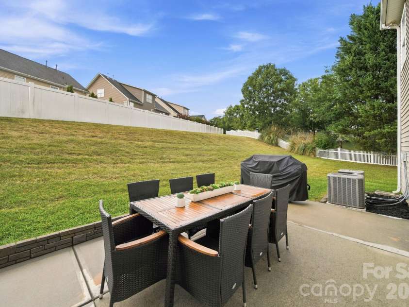 10906 Trout Creek Place, Davidson, NC 28036.  MLS# CAR4407543, YatesRealty ID 39976. Patio