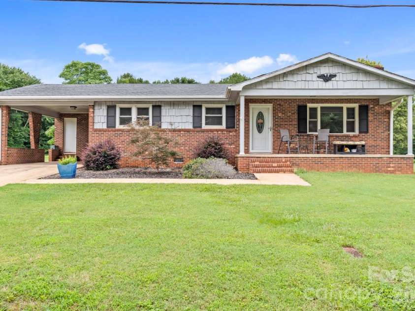 131 River Road, Boonville, NC 27011.  MLS# CAR4407823, YatesRealty ID 39977. 
