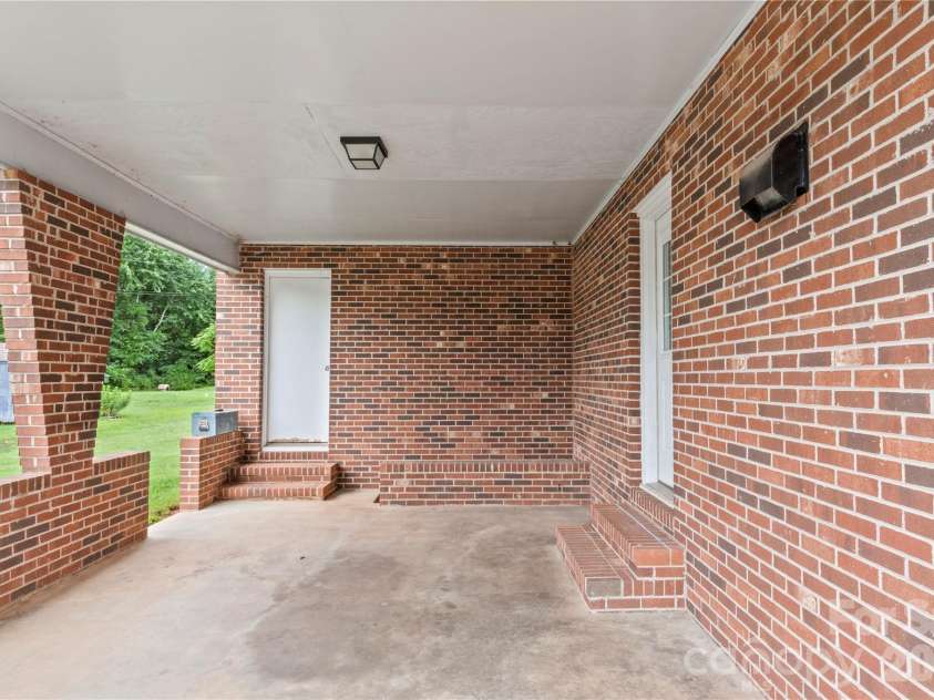 131 River Road, Boonville, NC 27011.  MLS# CAR4407823, YatesRealty ID 39977. 