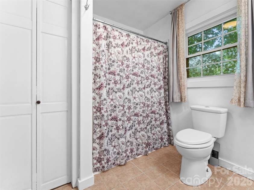 105 Big Bear Drive, Pisgah Forest, NC 28768.  MLS# CAR4403746, YatesRealty ID 39978. Primary bathroom