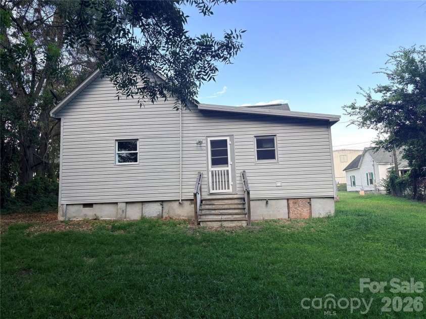 102 York Street, Clover, SC 29710.  MLS# CAR4407867, YatesRealty ID 39980. Rear