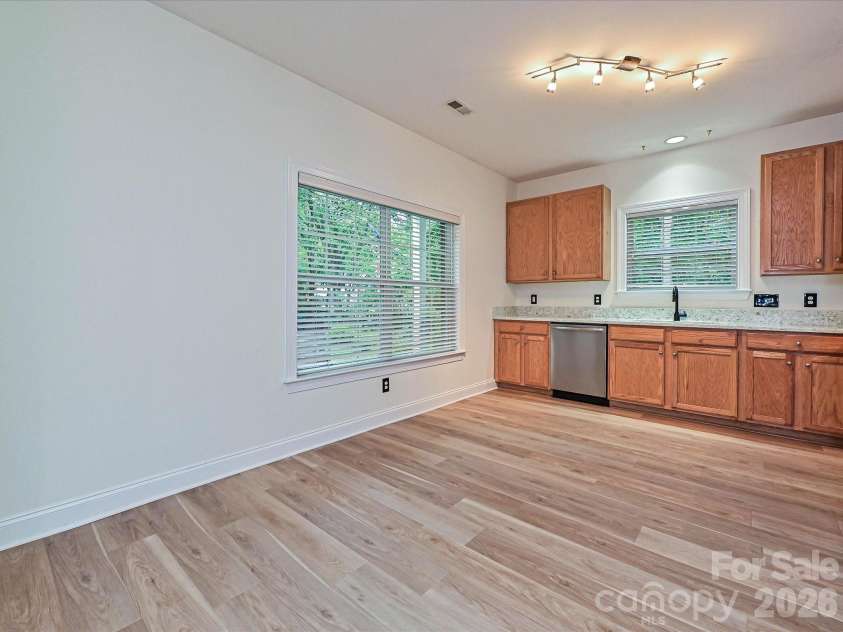 19715 Feriba Place, Cornelius, NC 28031.  MLS# CAR4407221, YatesRealty ID 39981. Kitchen/ Dining Area