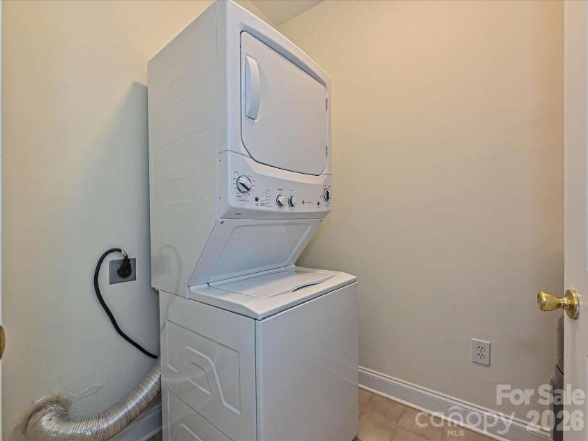 19715 Feriba Place, Cornelius, NC 28031.  MLS# CAR4407221, YatesRealty ID 39981. Laundry Room