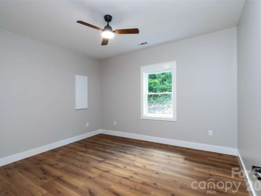 79 Midway Drive, Sylva, NC 28779.  MLS# CAR4407901, YatesRealty ID 39986. 2nd bedroom