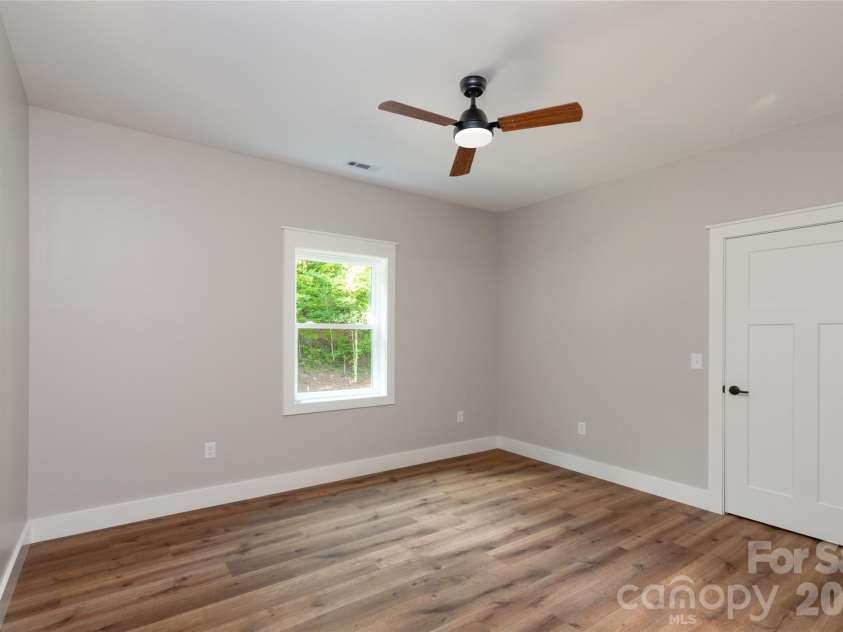 79 Midway Drive, Sylva, NC 28779.  MLS# CAR4407901, YatesRealty ID 39986. 3rd bedroom