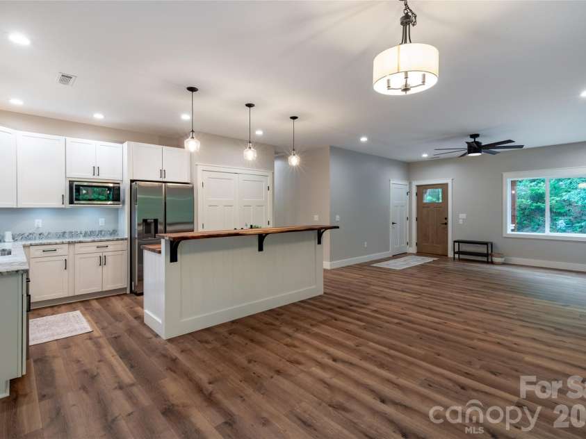 79 Midway Drive, Sylva, NC 28779.  MLS# CAR4407901, YatesRealty ID 39986. 
