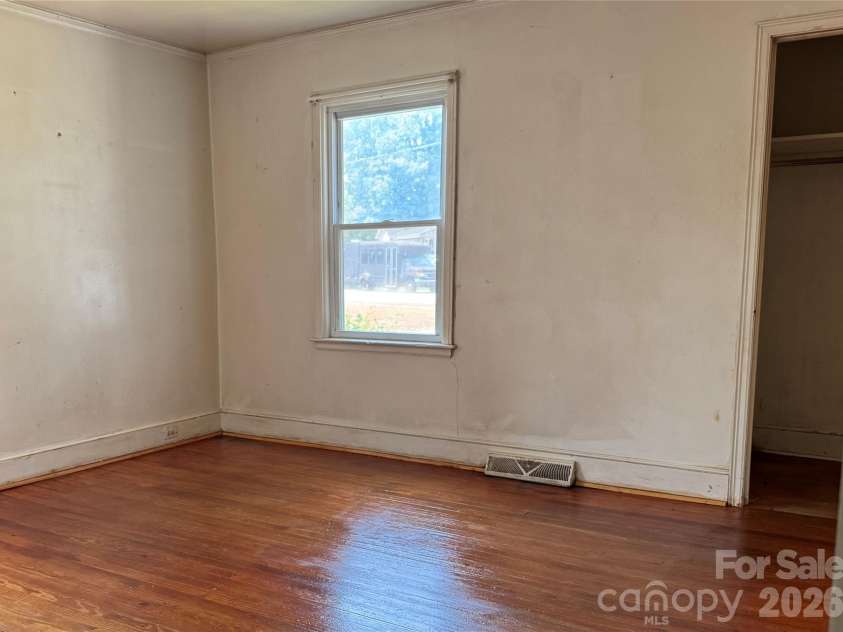 945 Confederate Avenue, Rock Hill, SC 29730.  MLS# CAR4400873, YatesRealty ID 39987. 